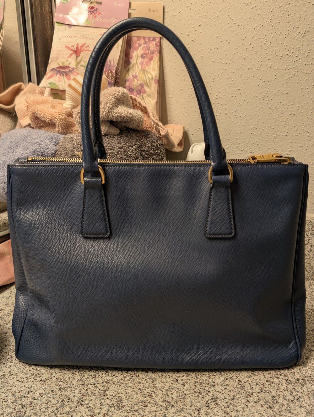 Prada Galleria Lux Double Zip Medium - Picture 5 of 16